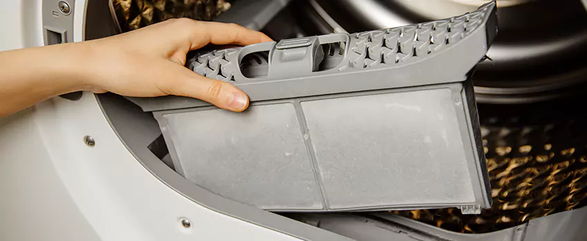 Signs Of A Clogged Dryer Lint Trap in Scarsdale, New York
